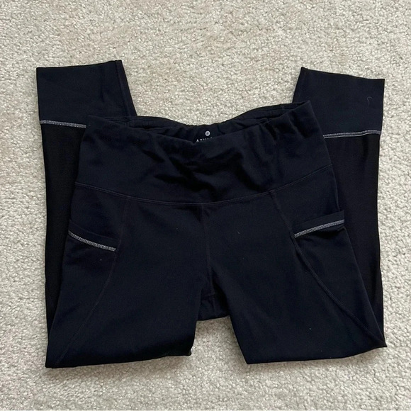 Athleta Relay Capri 2.0 Running leggings Workout Gym Black Reflective Sm 347896. - Picture 12 of 15